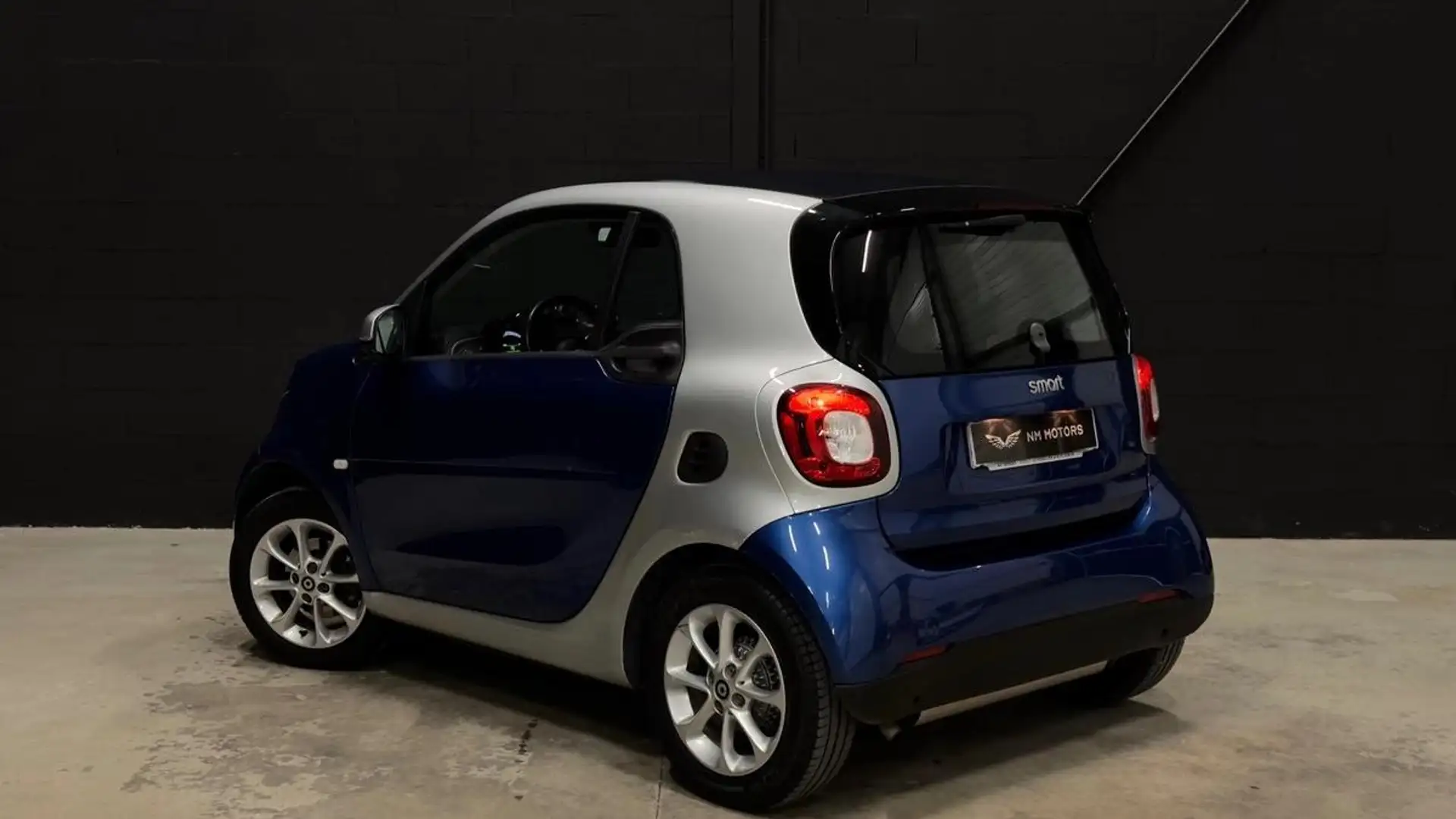 smart forTwo 453 Coupé Twinamic S\u0026amp;S 71 CV Zwart - 2