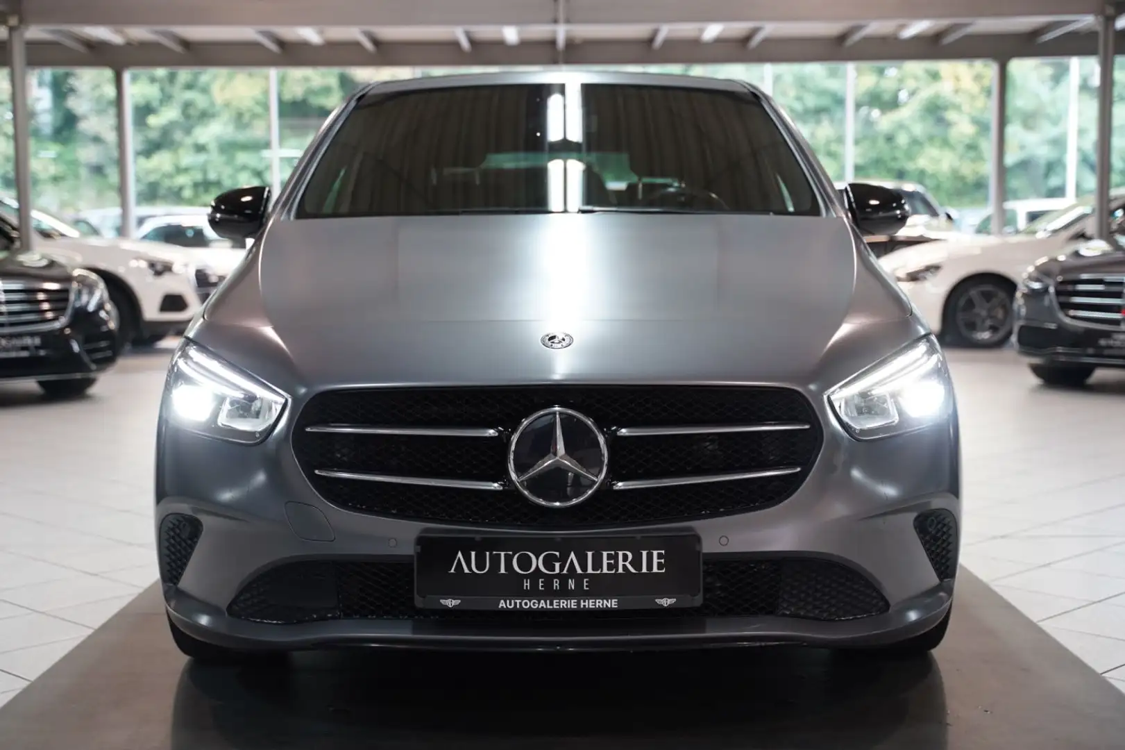 Mercedes-Benz B 200 d*MAGNO LACKIERUNG*LED*NAV*KAMERA*LEDER* Grau - 2