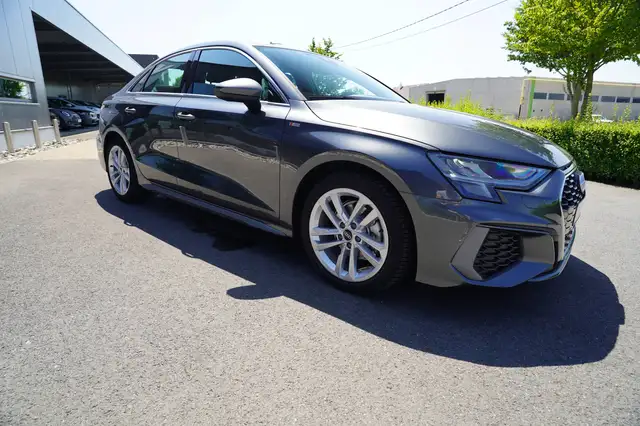 Audi A3 view 10