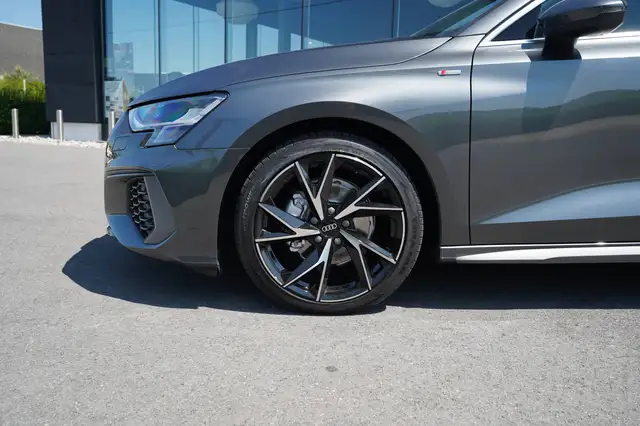 Audi A3 view 6