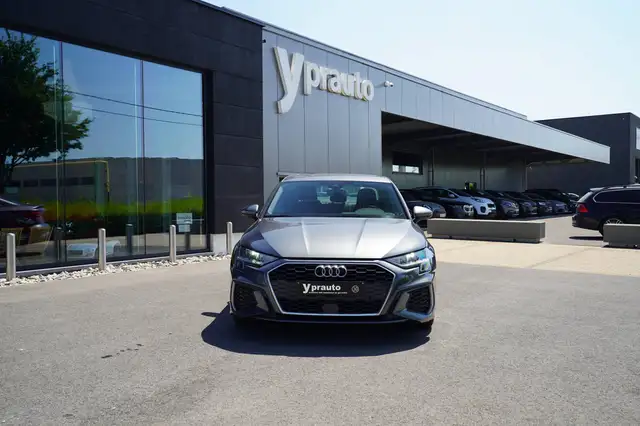 Audi A3 view 3