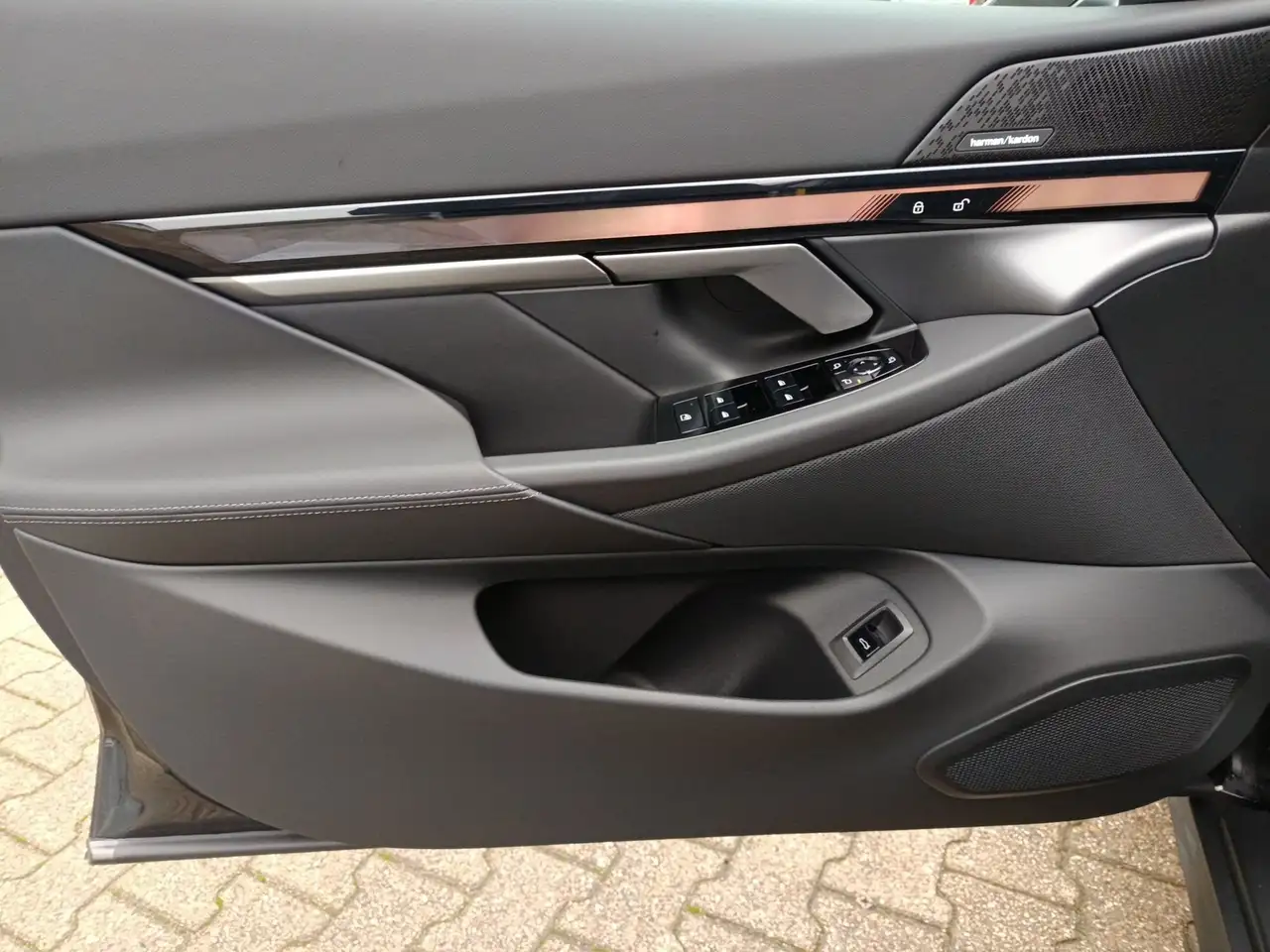 BMW i5 eDrive40 HARMAN/KARDON+19"LM+SSV+LED ADAPTIV+DRIVI 13