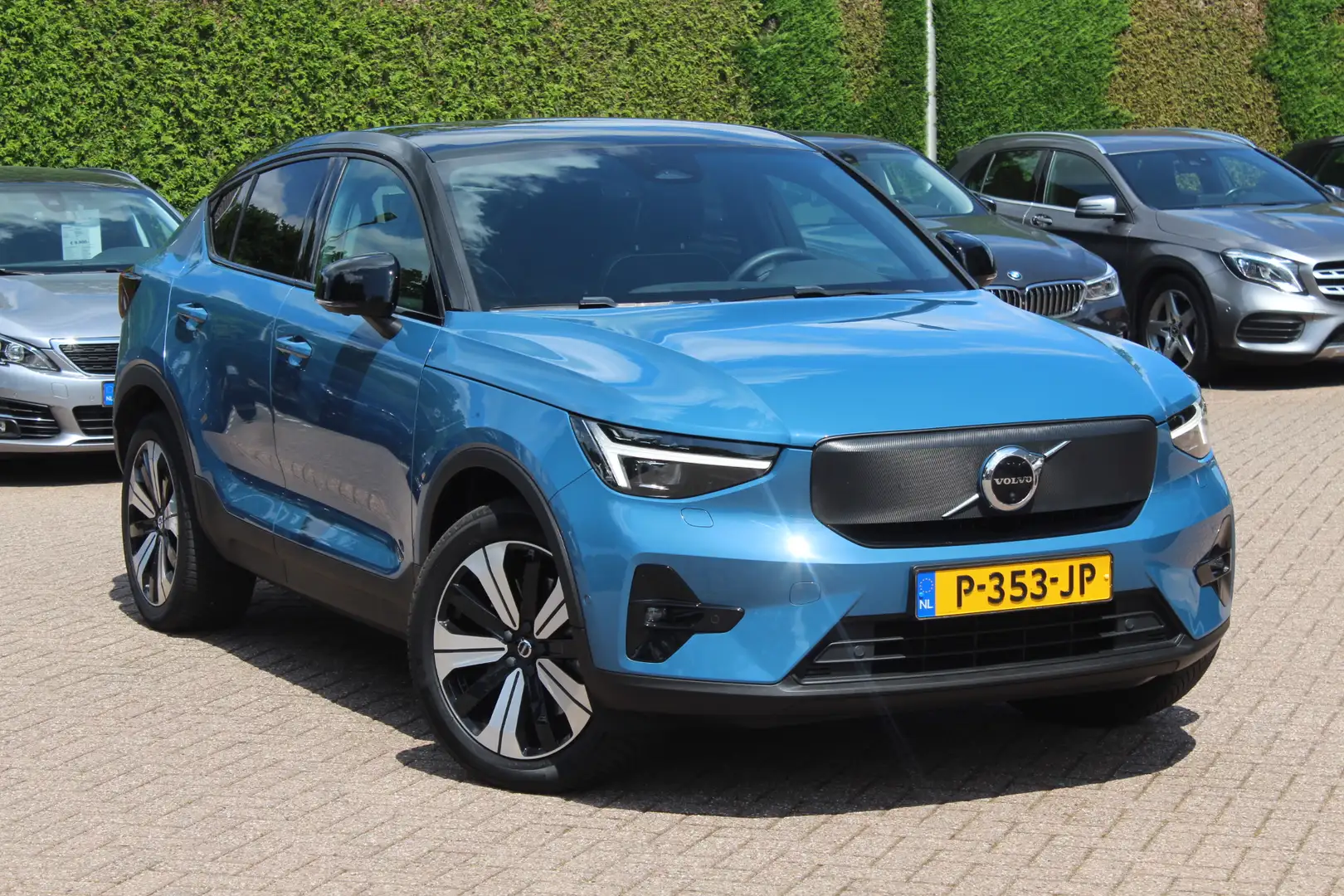 Volvo C40 Recharge Twin Intro Edition 78 kWh / Trekhaak / Pa Blauw - 1