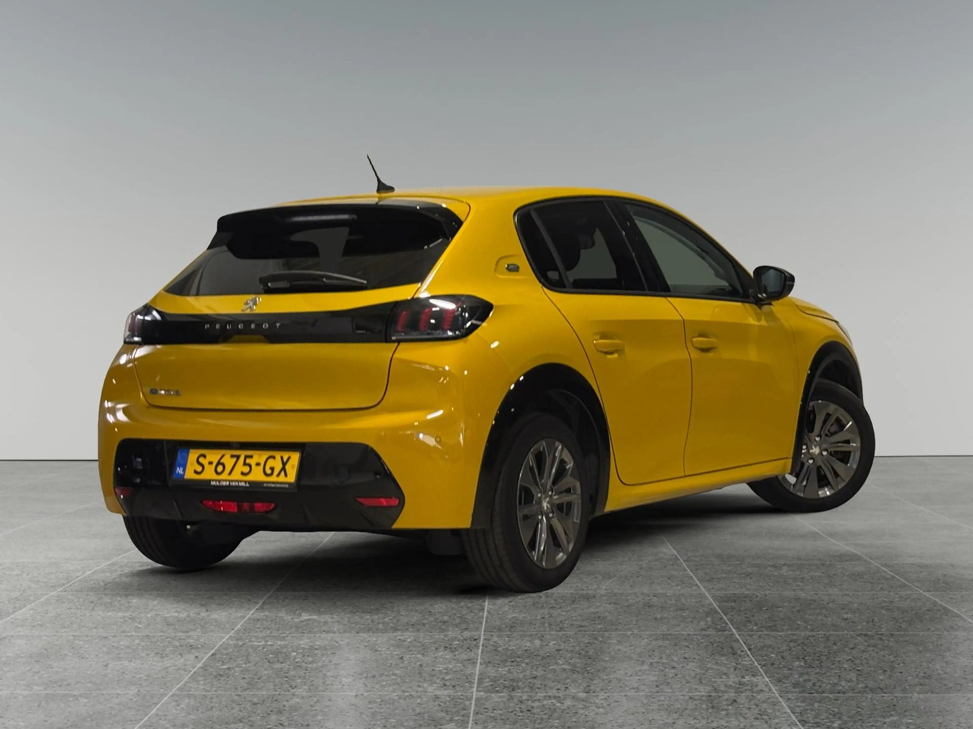 Peugeot e-208 Allure Pack EV 3-FASEN 50 kWh 136pk | STOELVERW. | — photo 5