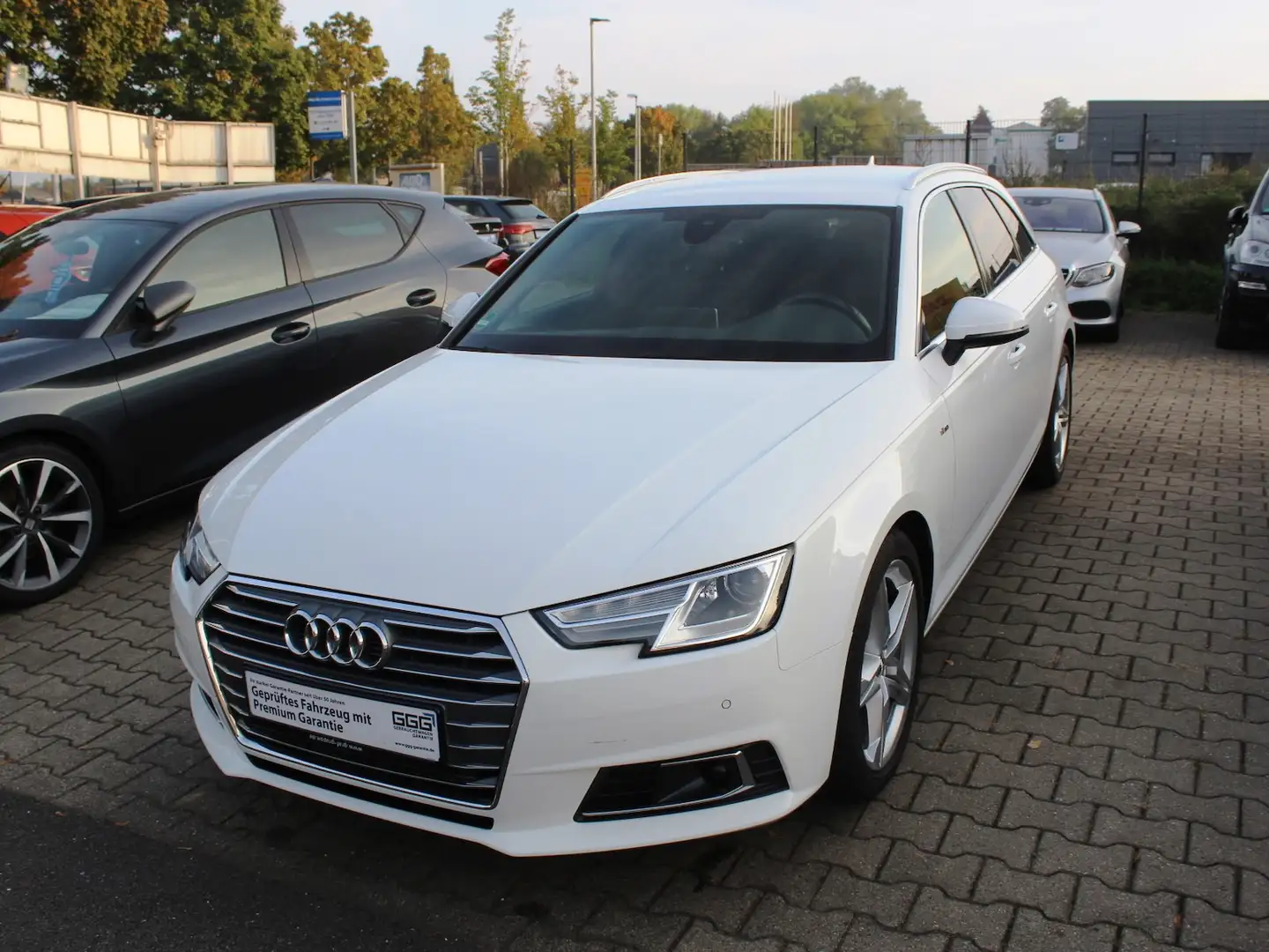 Audi A4 Av.2.0 TDI S-Line DSG Drive Select Keyless Blanc - 1