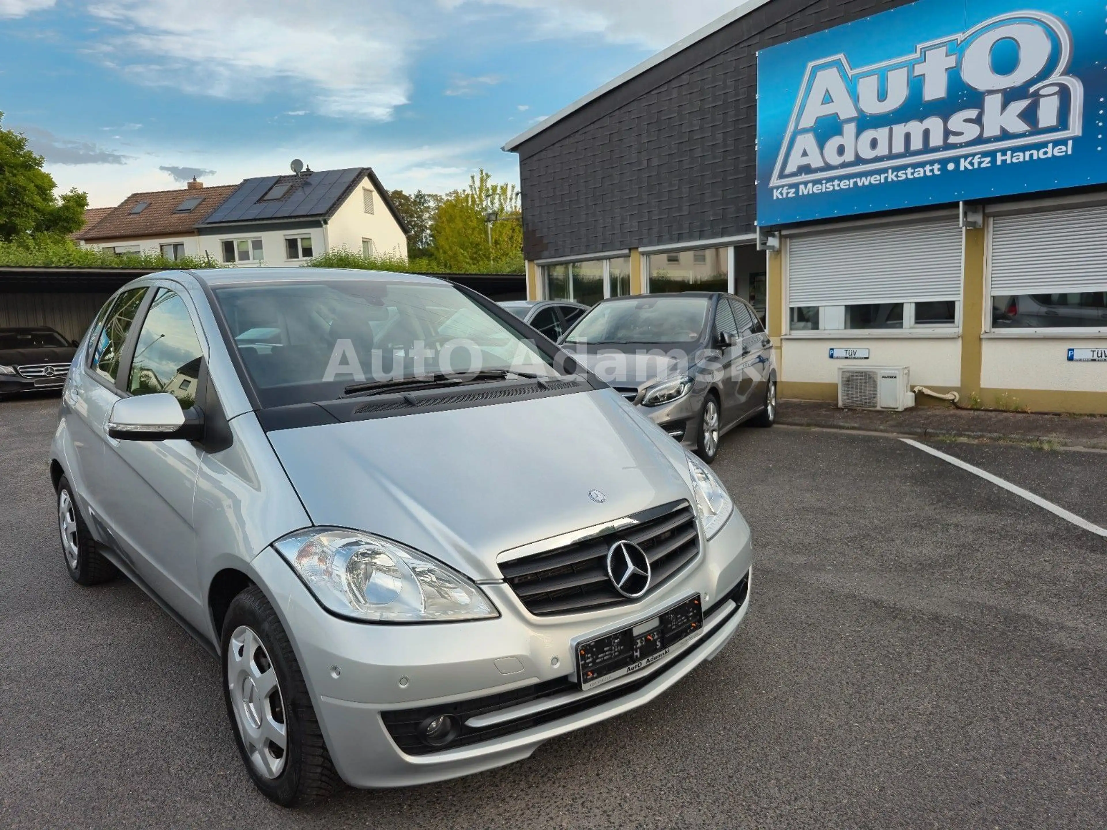 Mercedes-Benz A 180 Autotronic Aktiver Parkassistent 54tkm — photo 2