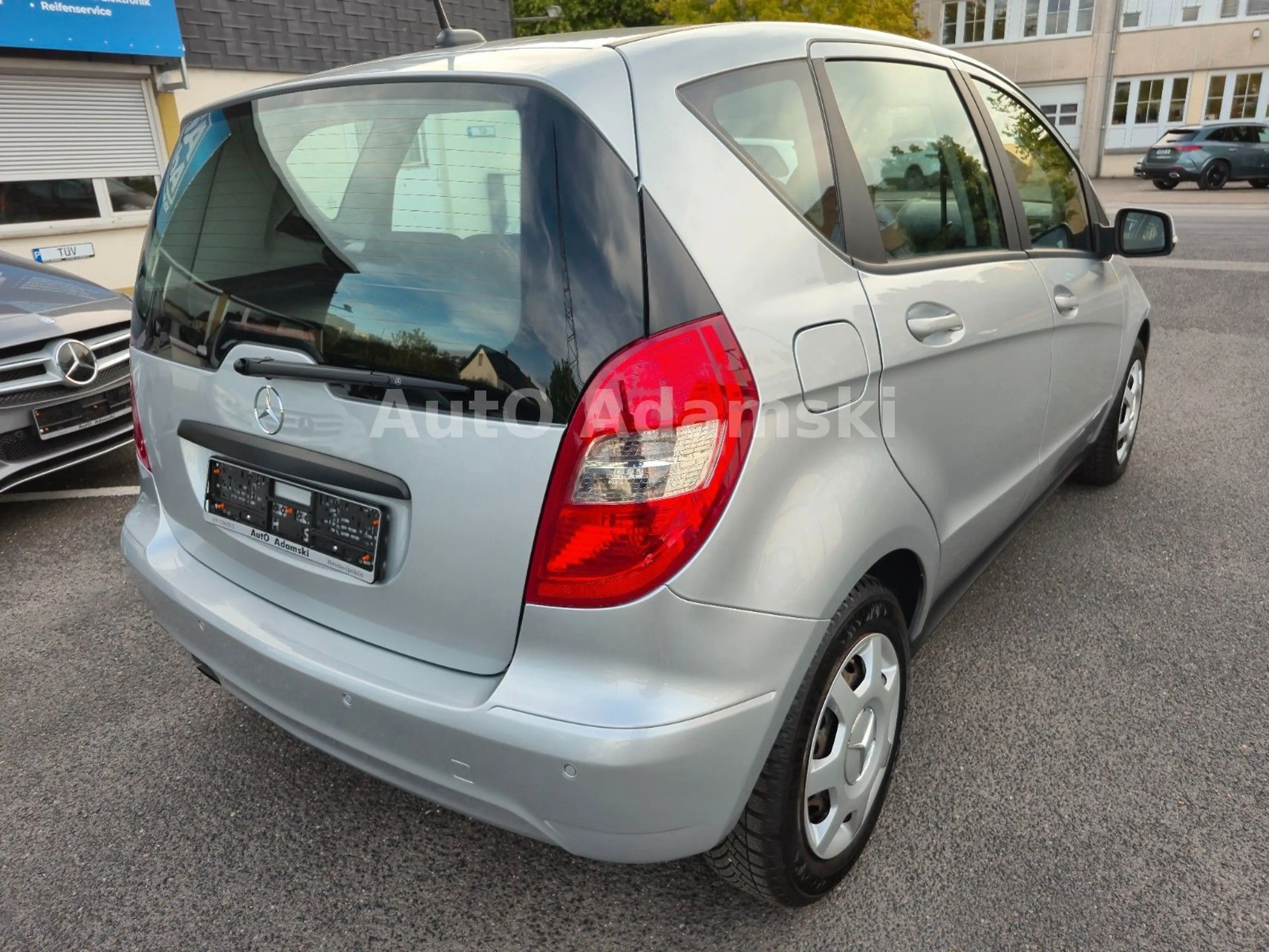 Mercedes-Benz A 180 Autotronic Aktiver Parkassistent 54tkm — photo 6