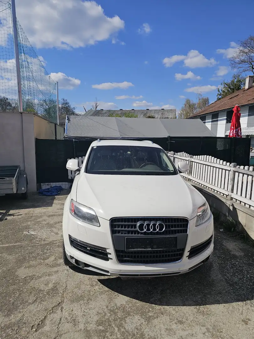 Audi Q7 4,2 FSI V8 quattro Tiptronic - 1