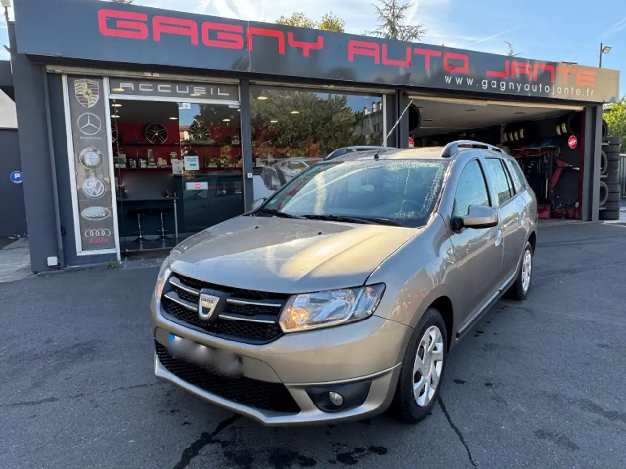 Dacia Logan