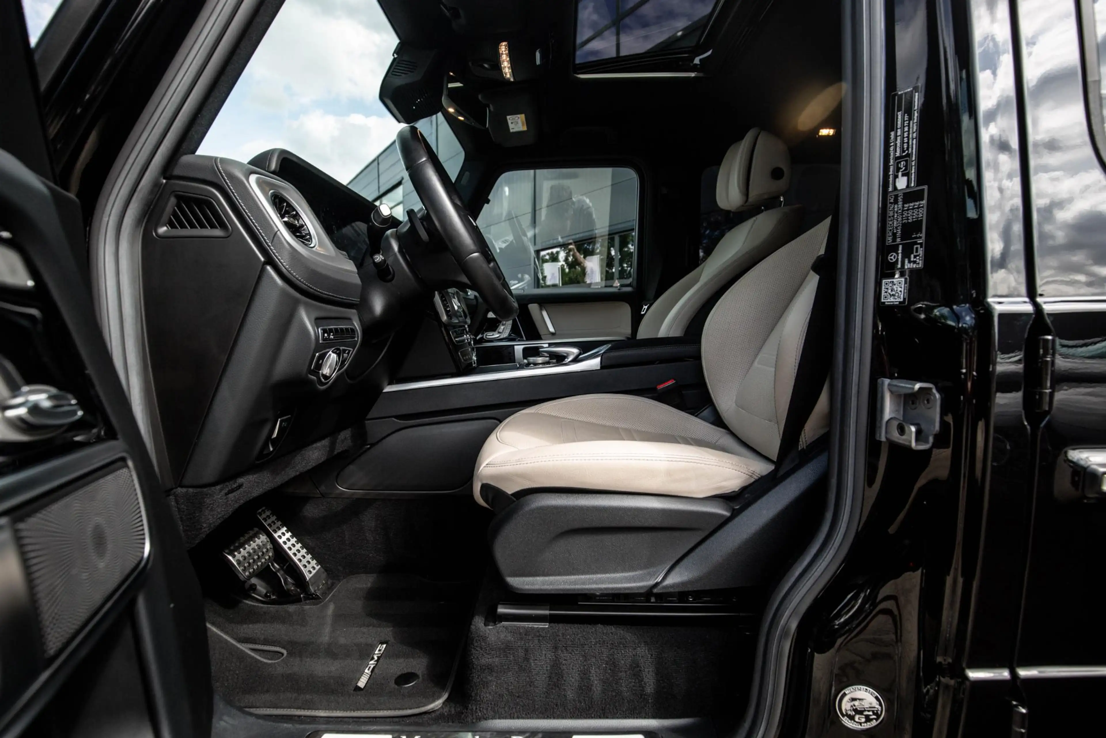 Mercedes-Benz G 500 — photo 5