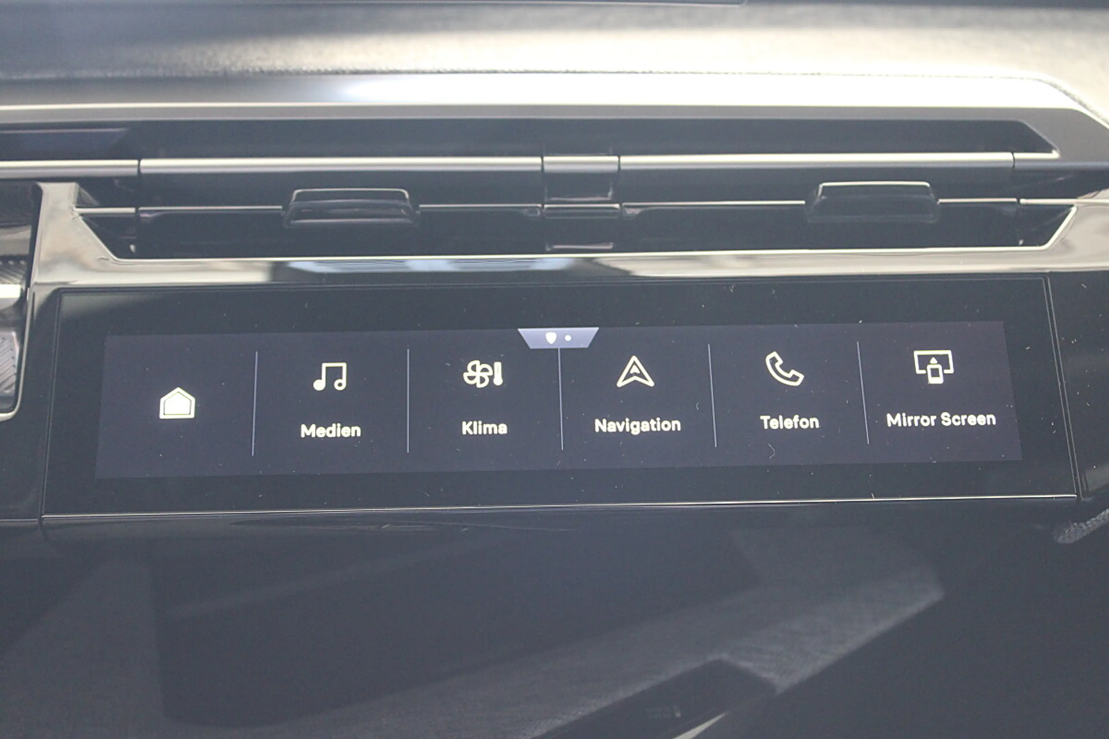 Peugeot 5008 Allure mild Hybrid 145 e-DCS6 Aut. — photo 21