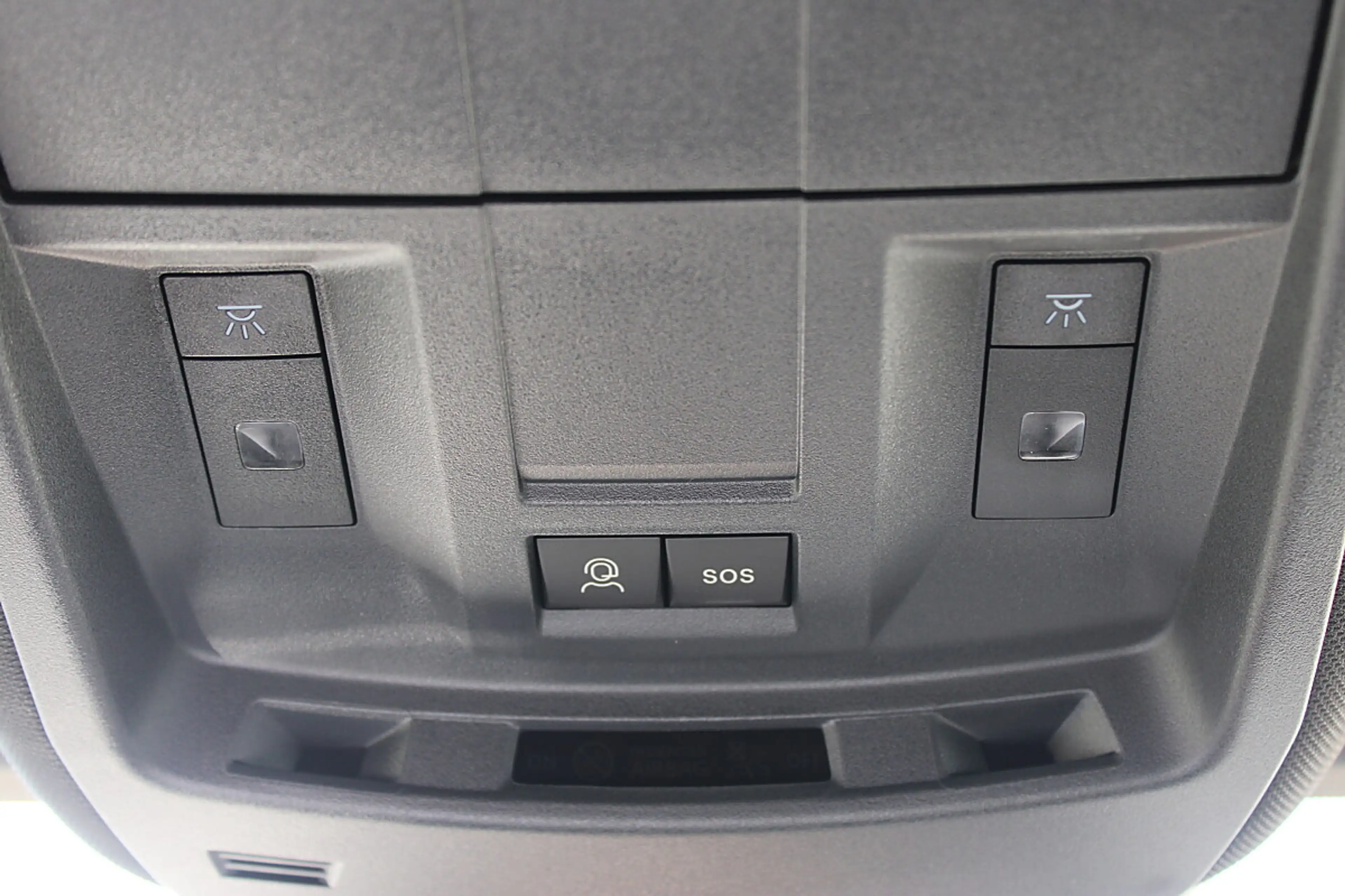 Peugeot 5008 Allure mild Hybrid 145 e-DCS6 Aut. — photo 29