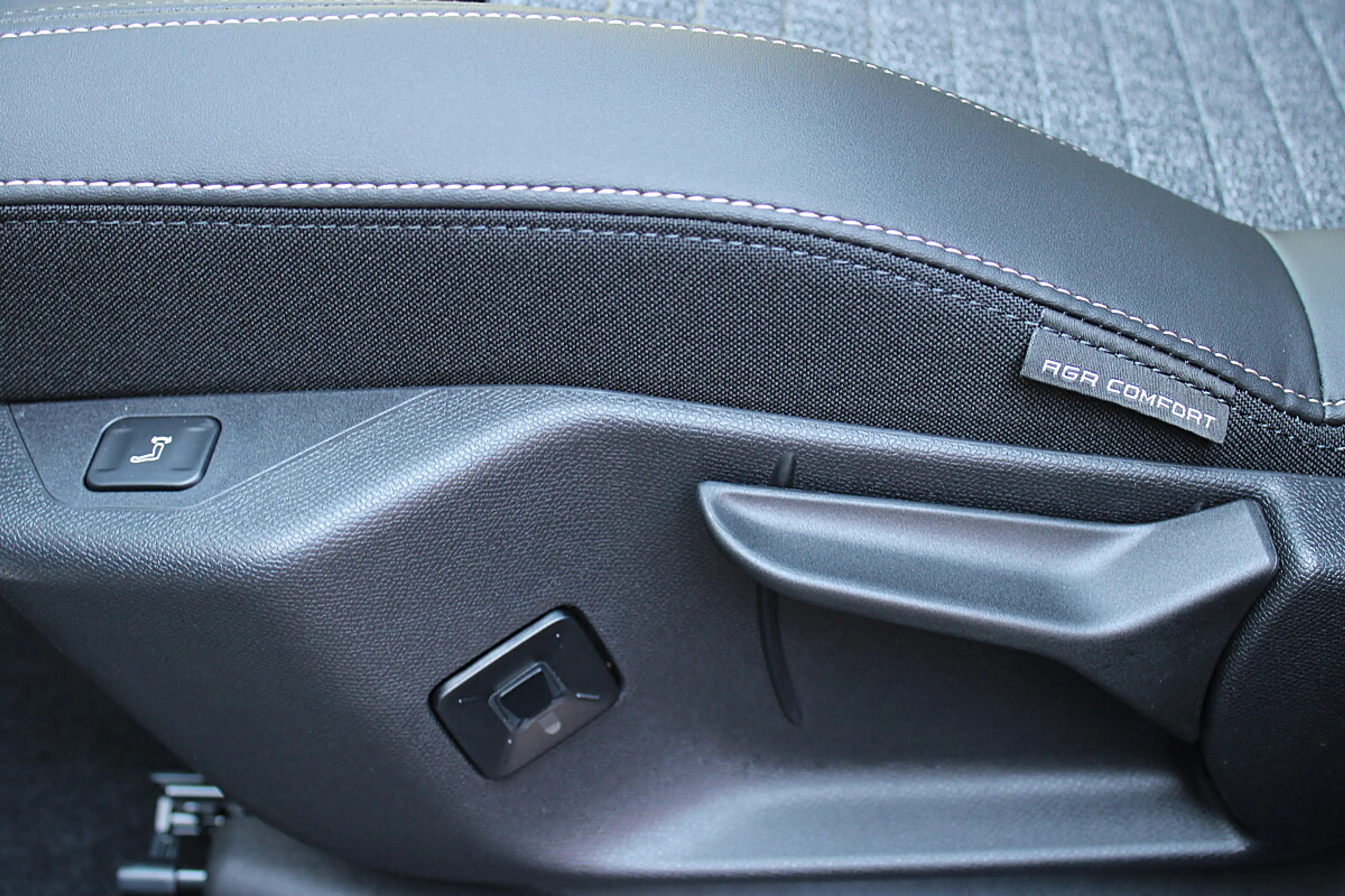 Peugeot 5008 Allure mild Hybrid 145 e-DCS6 Aut. — photo 14