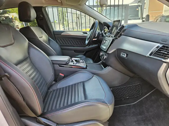 Mercedes-Benz Gle view 12