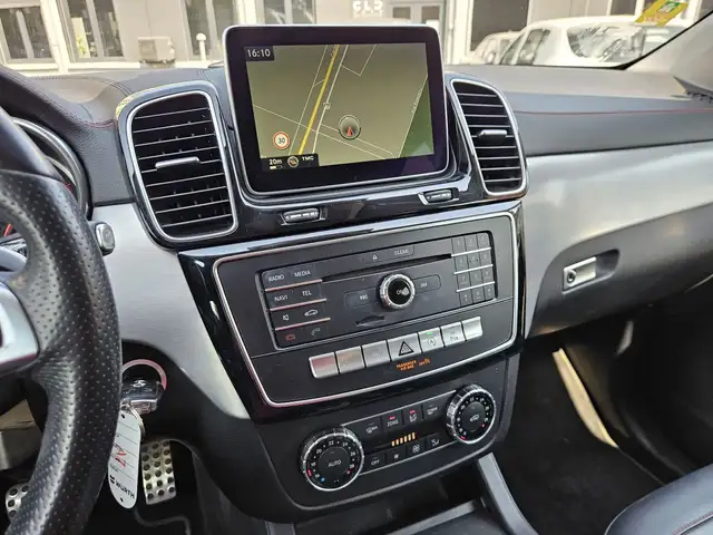 Mercedes-Benz Gle view 15