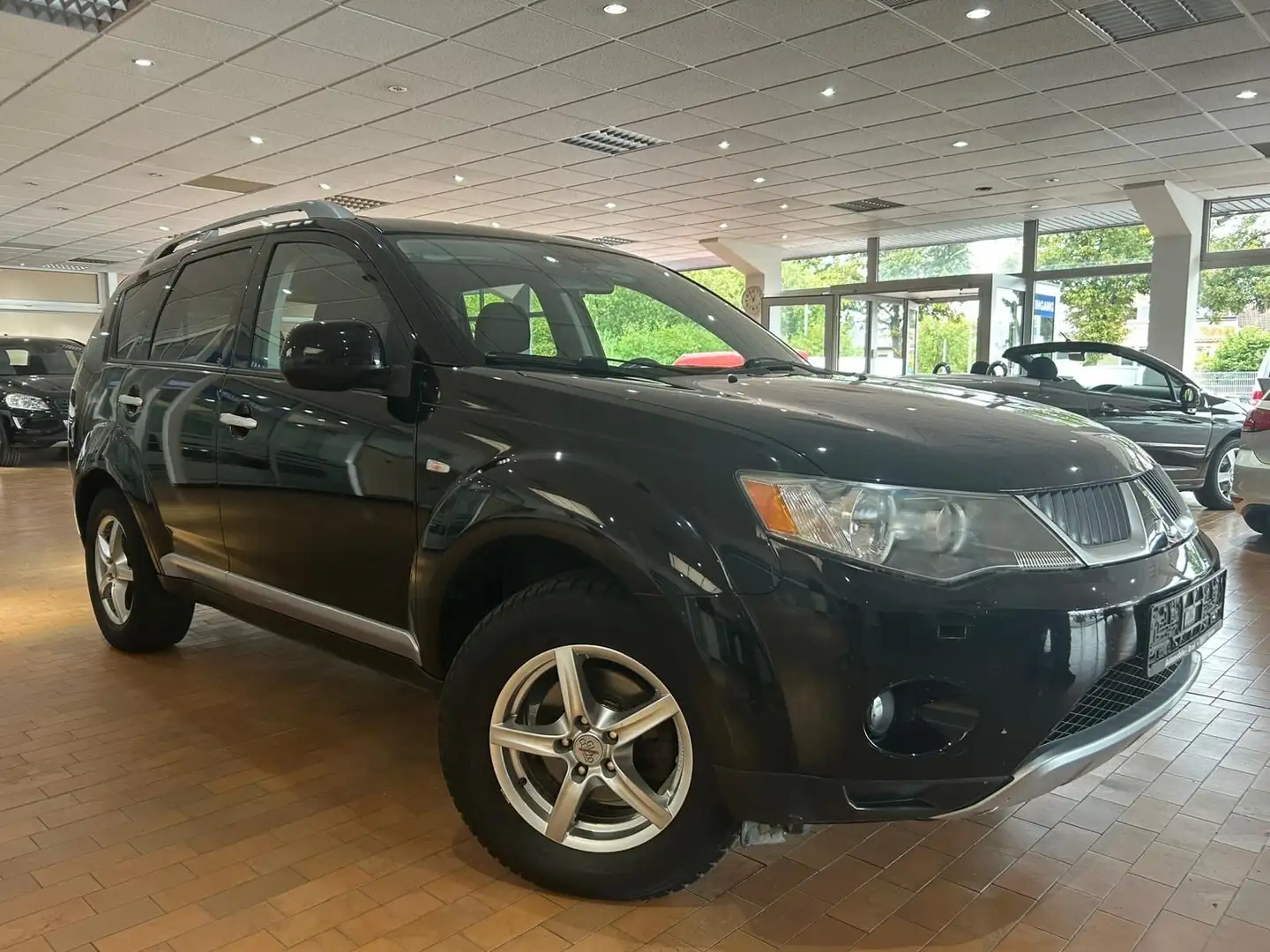 Mitsubishi Outlander *7 Sitzer*TÜV NEU* Schwarz - 2