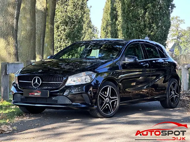 Mercedes-Benz A 180 Business Solution AMG