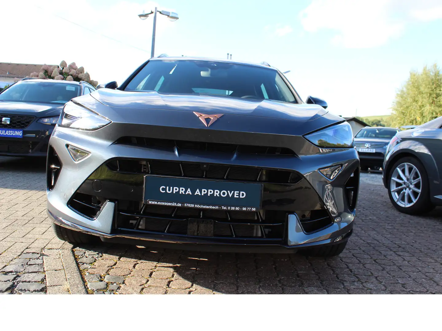 CUPRA Formentor VZ 2.0 TSI 245 kW 4Drive /LED/SHZ/AHK Gris - 2