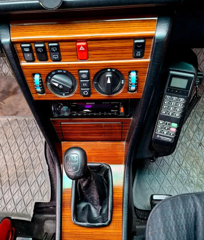 Mercedes-Benz 220, foto 8