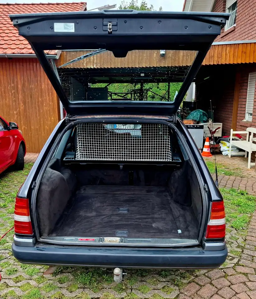 Mercedes-Benz 220, foto 7