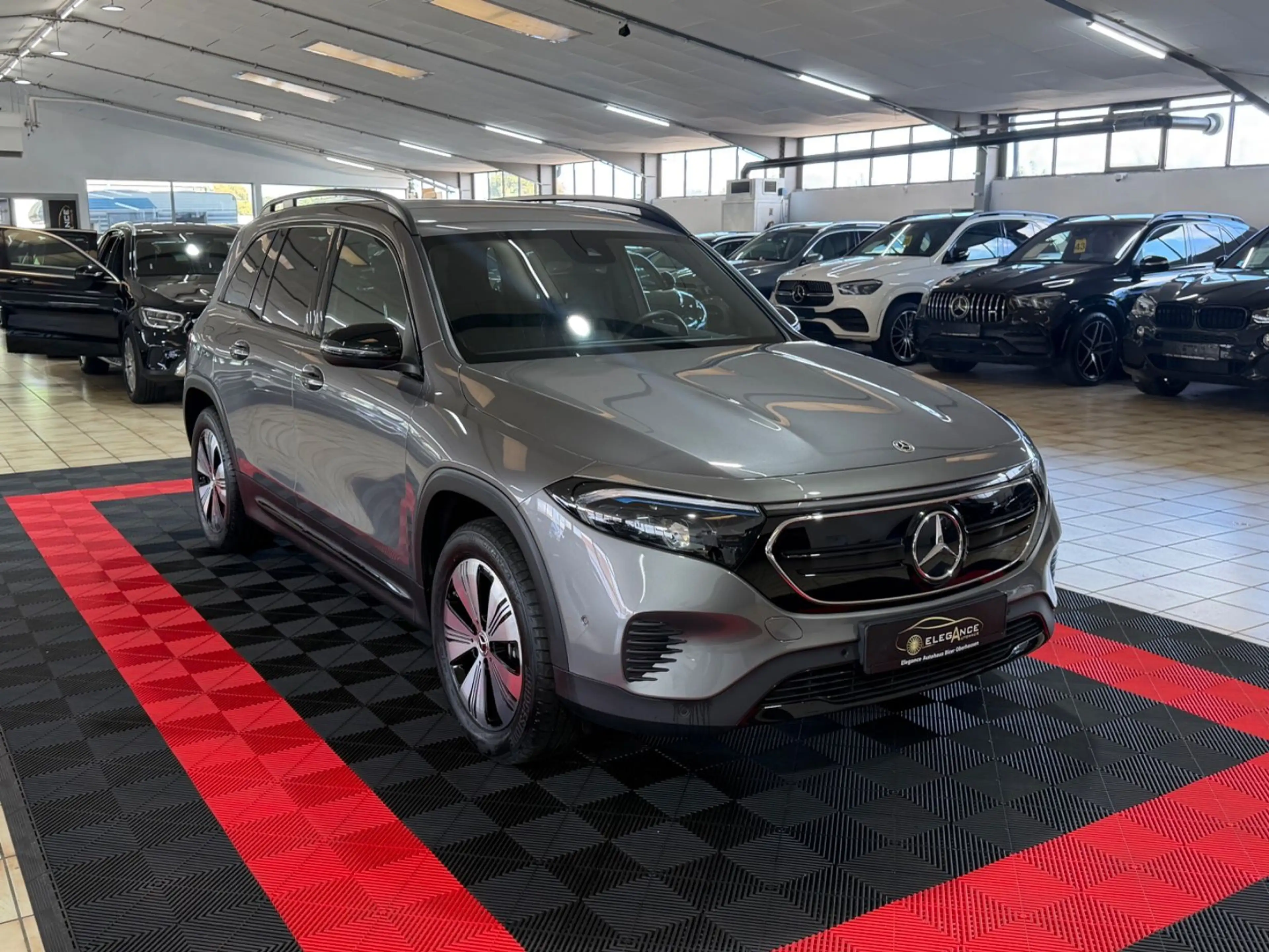 Mercedes-Benz EQB 250 LED*KAMERA*AMBIENTE*DAB*BAT 98%* — photo 4