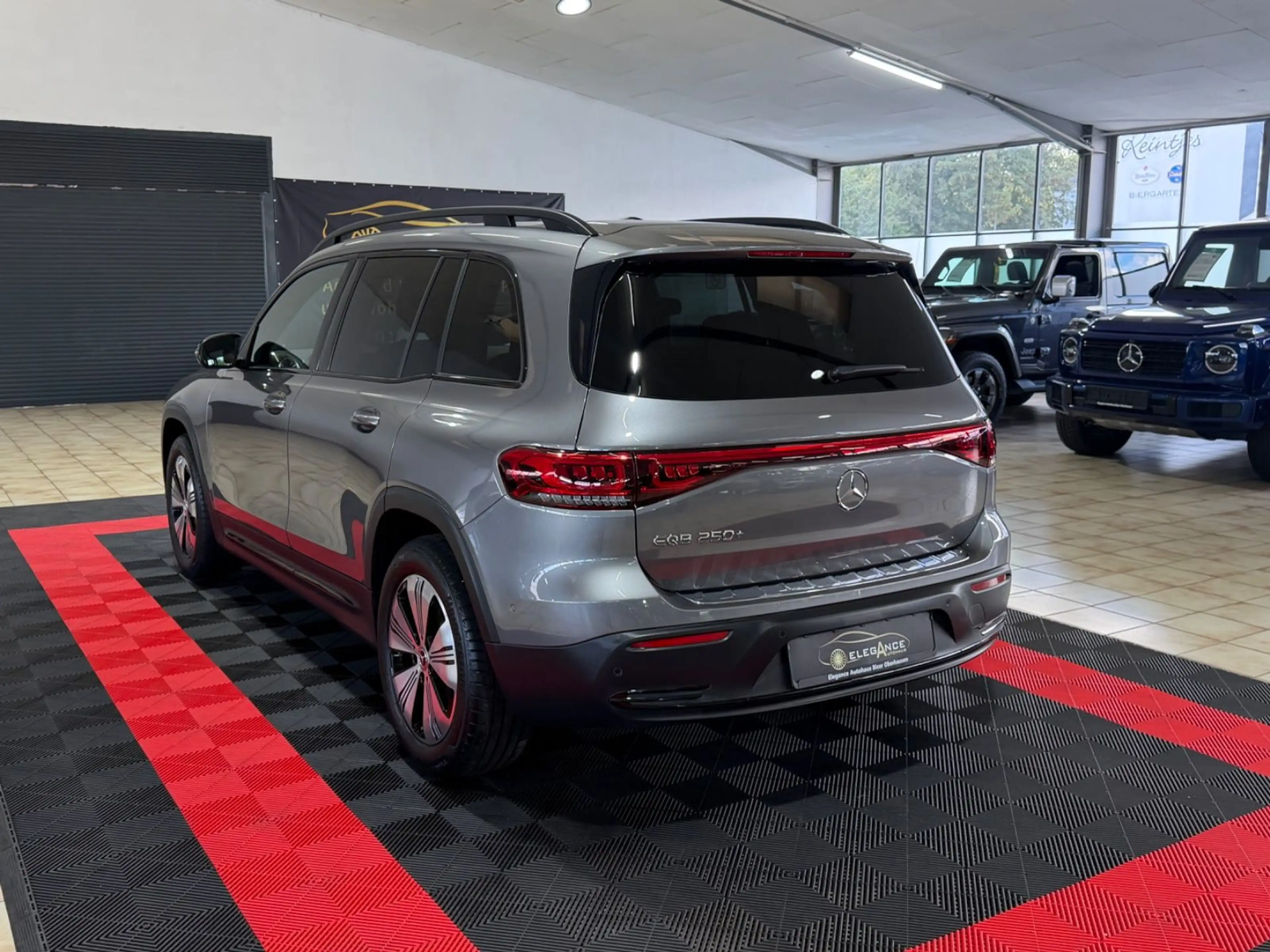 Mercedes-Benz EQB 250 LED*KAMERA*AMBIENTE*DAB*BAT 98%* — photo 8