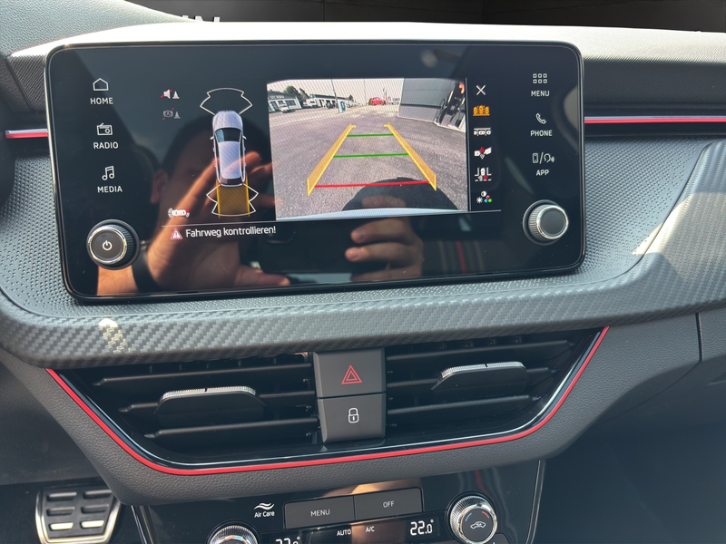 Skoda Scala 1.0 TSI Monte Carlo DSG — photo 14