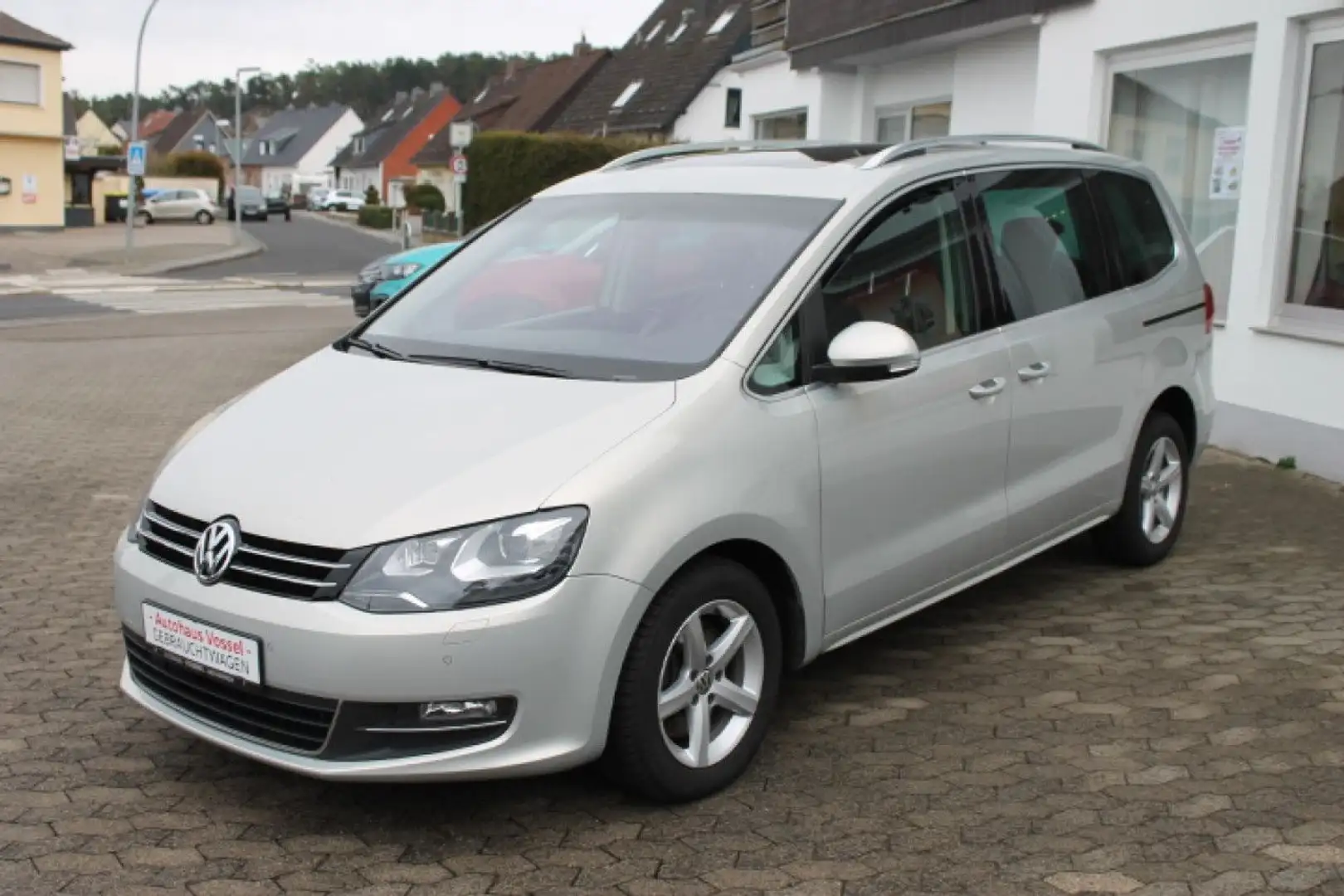 Volkswagen Sharan 2.0 TDI Blue Motion Highline Navi Klima Bronz - 2
