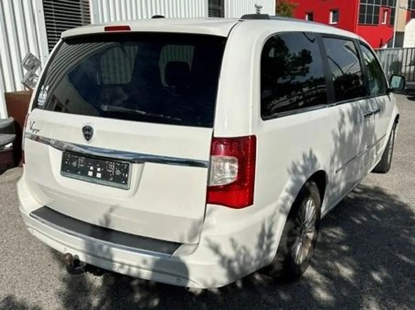 Lancia Voyager Voyager 2,8 CRD Platinum Platinum Weiß - 2