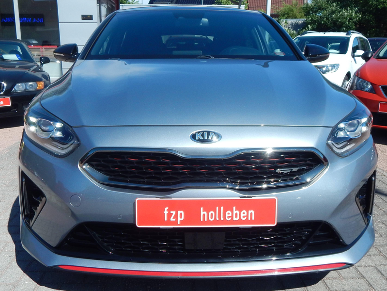 Kia ProCeed / pro_cee'd GT — photo 8