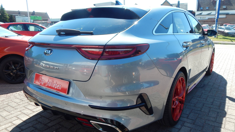 Kia ProCeed / pro_cee'd GT — photo 5