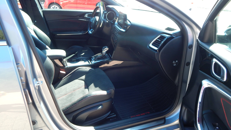 Kia ProCeed / pro_cee'd GT — photo 14