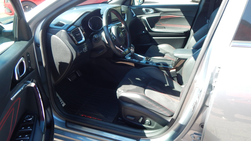 Kia ProCeed / pro_cee'd GT — photo 9