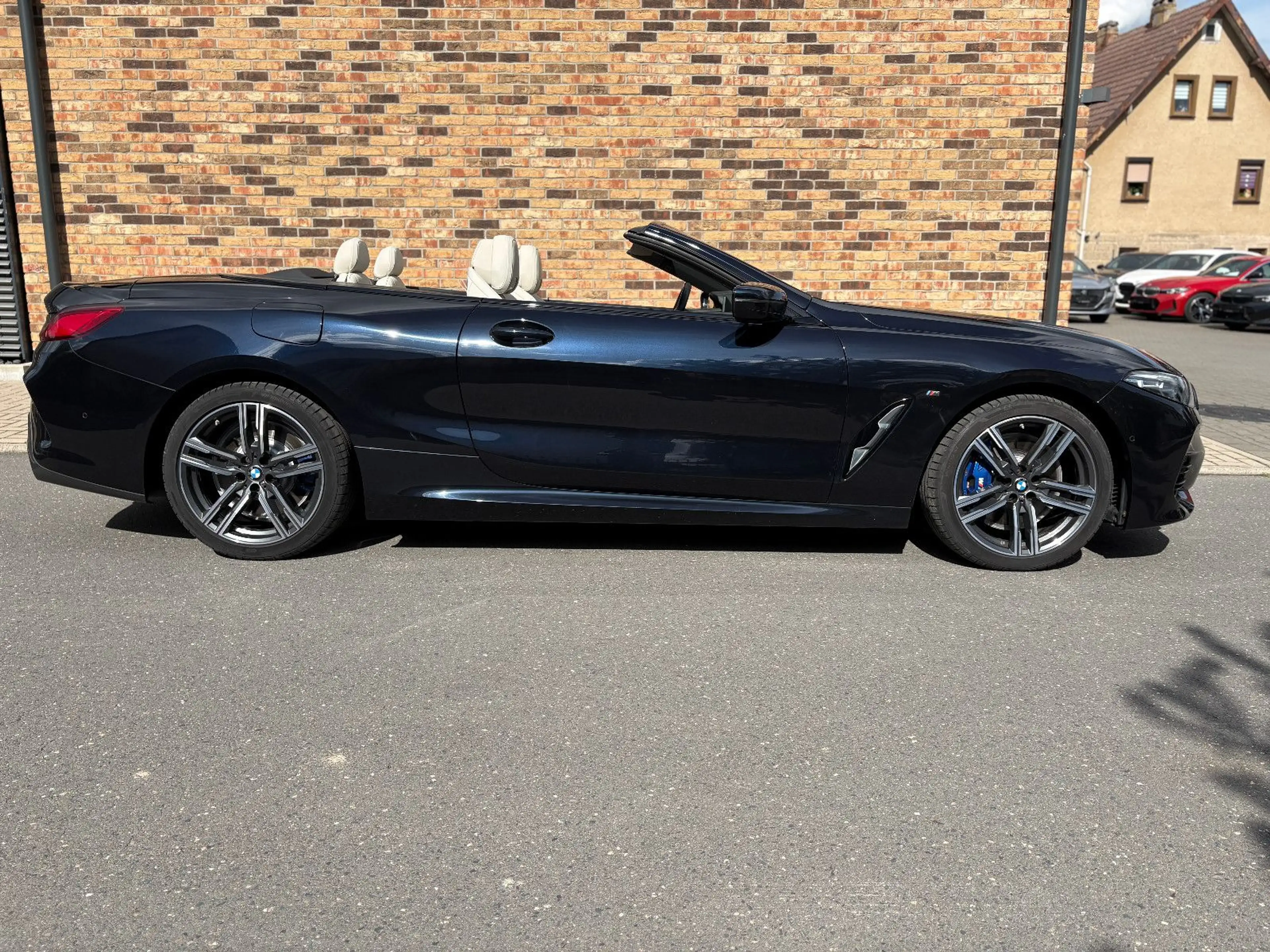BMW 840 i xDrive Leder Navi Sport HUD CockpProf — photo 9
