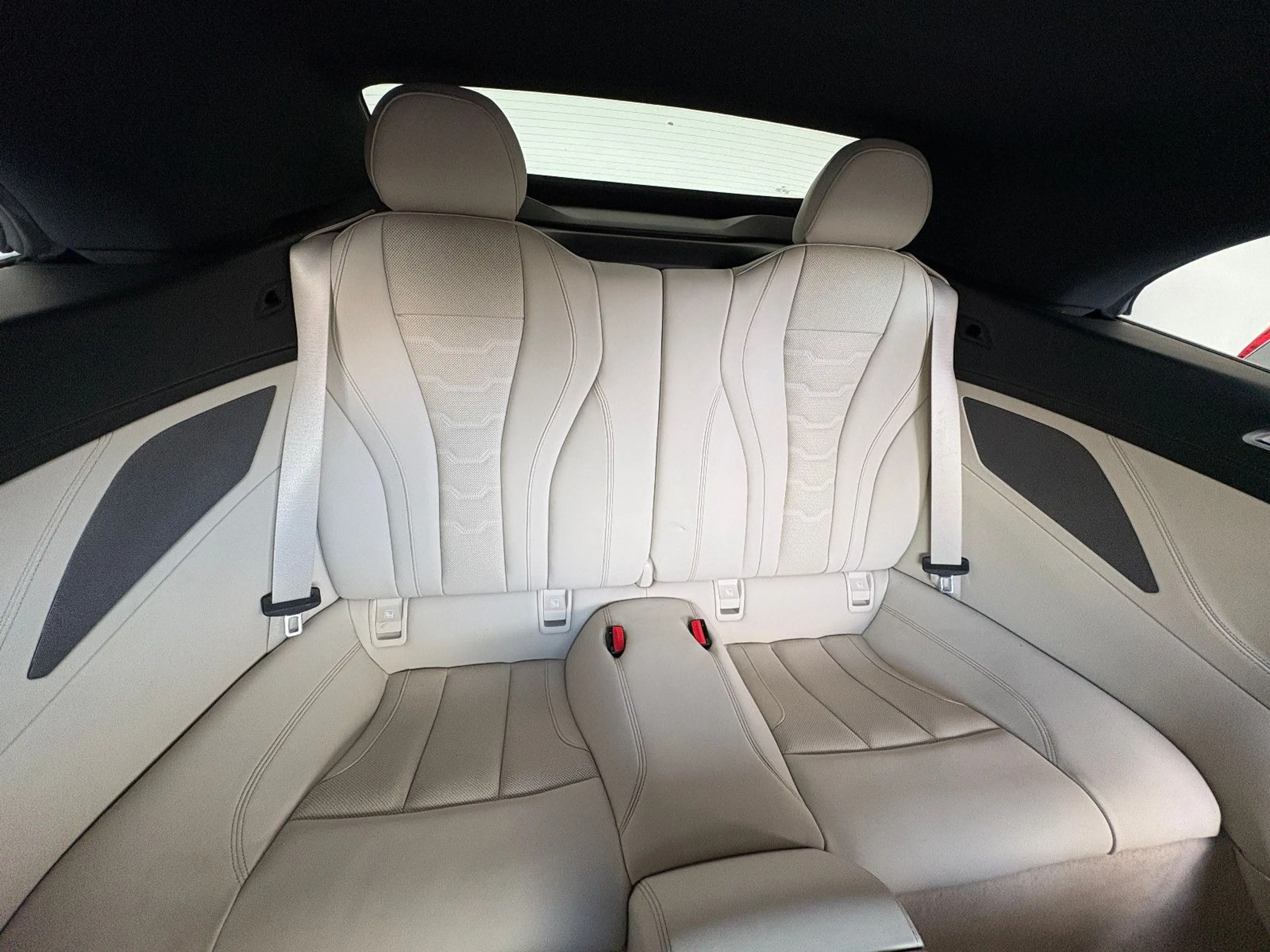 BMW 840 i xDrive Leder Navi Sport HUD CockpProf — photo 16