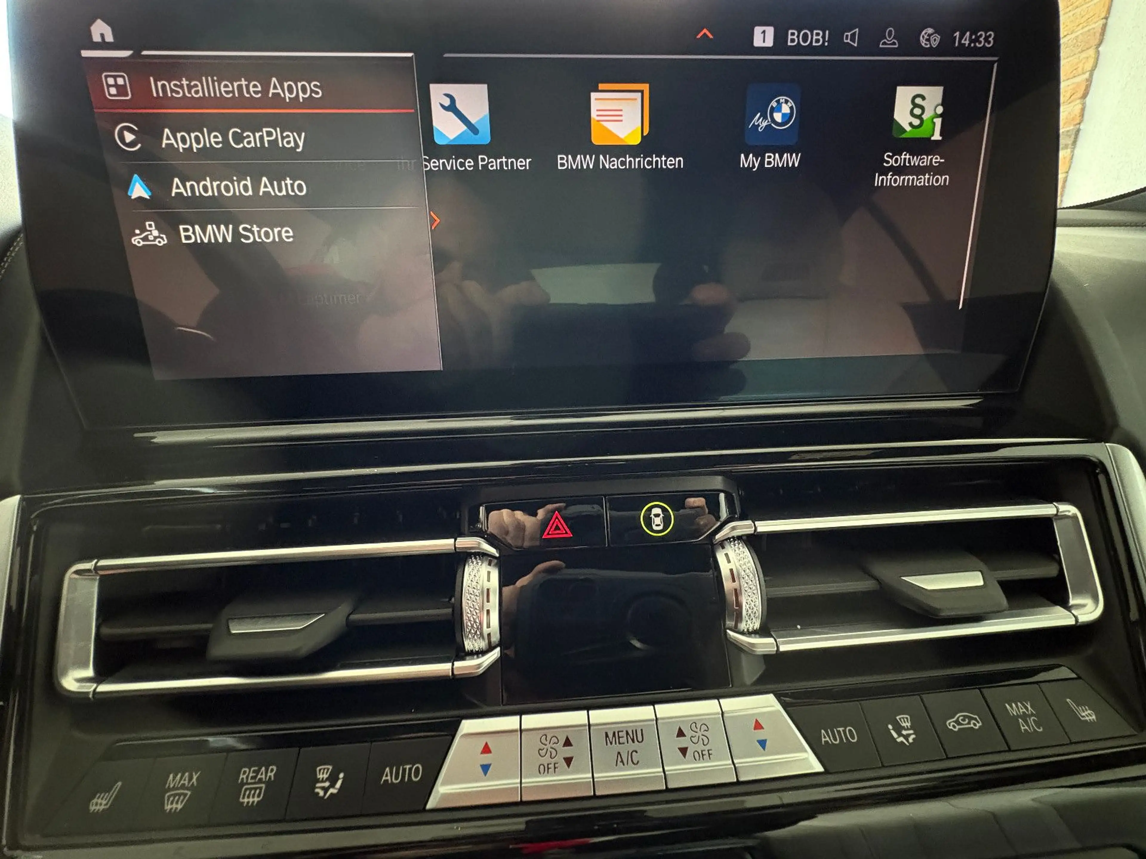 BMW 840 i xDrive Leder Navi Sport HUD CockpProf — photo 23
