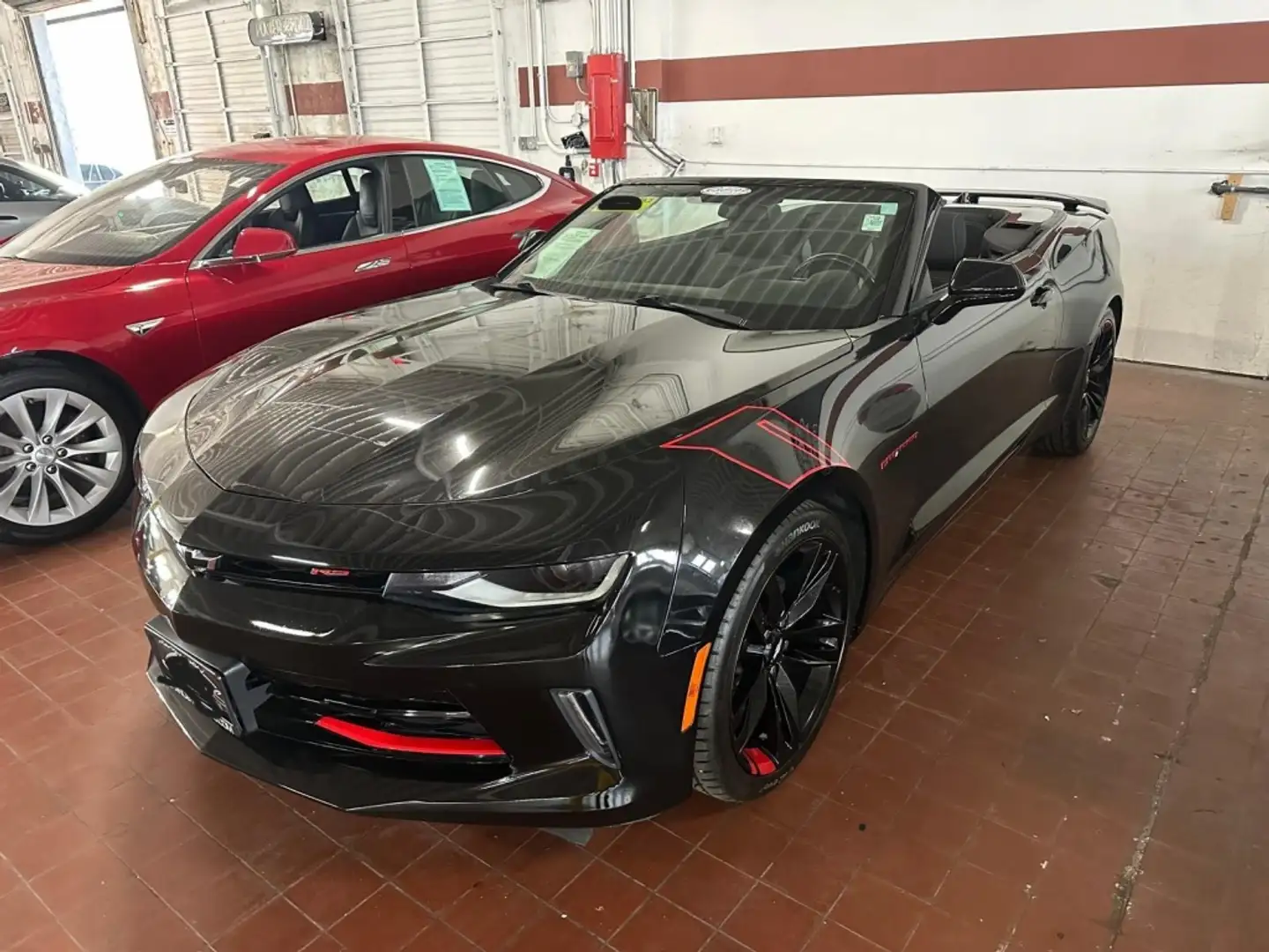 Chevrolet Camaro CAMARO CABRIOLET REDLINE 2.0 Negro - 2