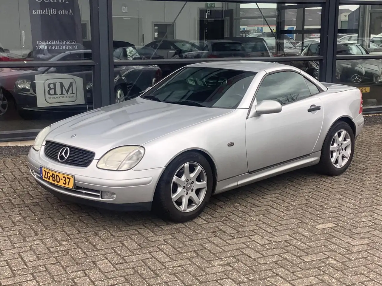 Mercedes-Benz SLK 230 K. Automaat, lederen bekleding, incl nwe apk en on, foto 5