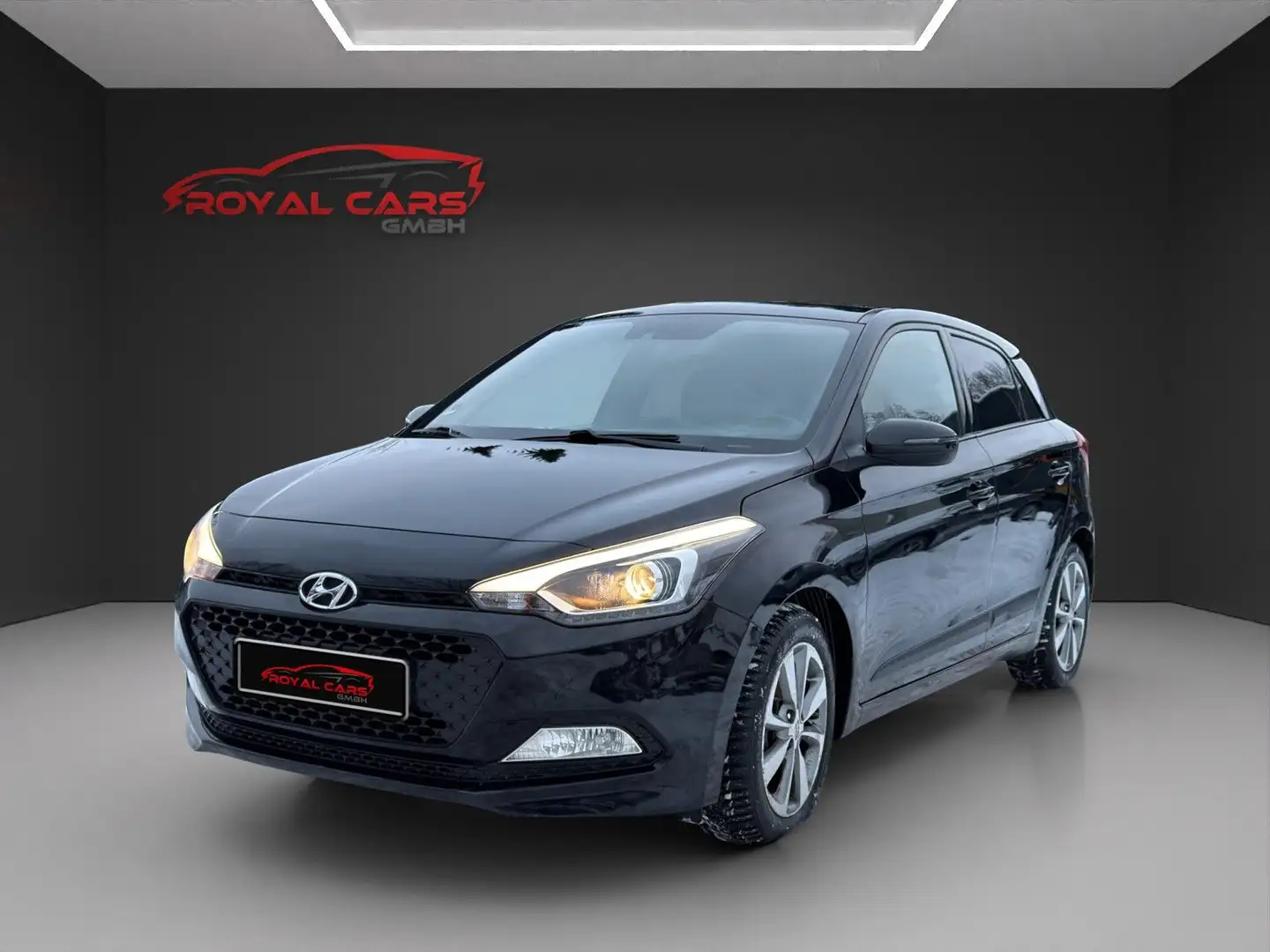 Hyundai i20 YES! Plus*NAVI*PDC*CAM*SHZ*KLIMA*BT* Schwarz - 1
