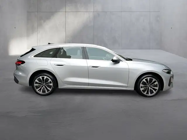 Audi A5 view 5