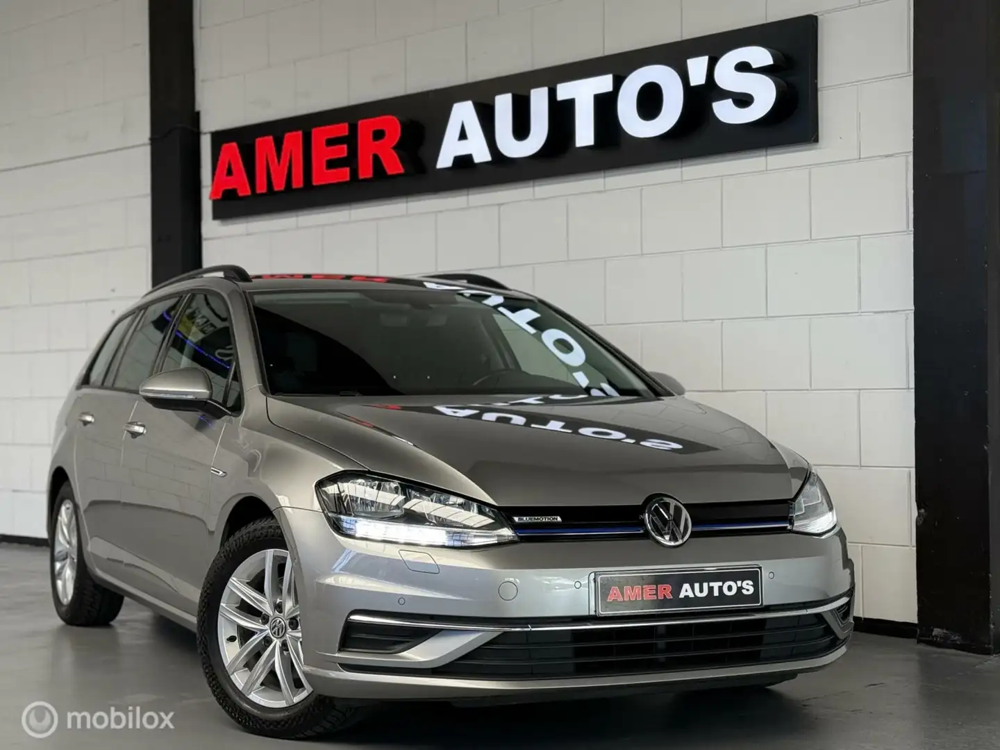 Volkswagen Golf Variant 1.5 TSI Comfortline Business Gris - 1