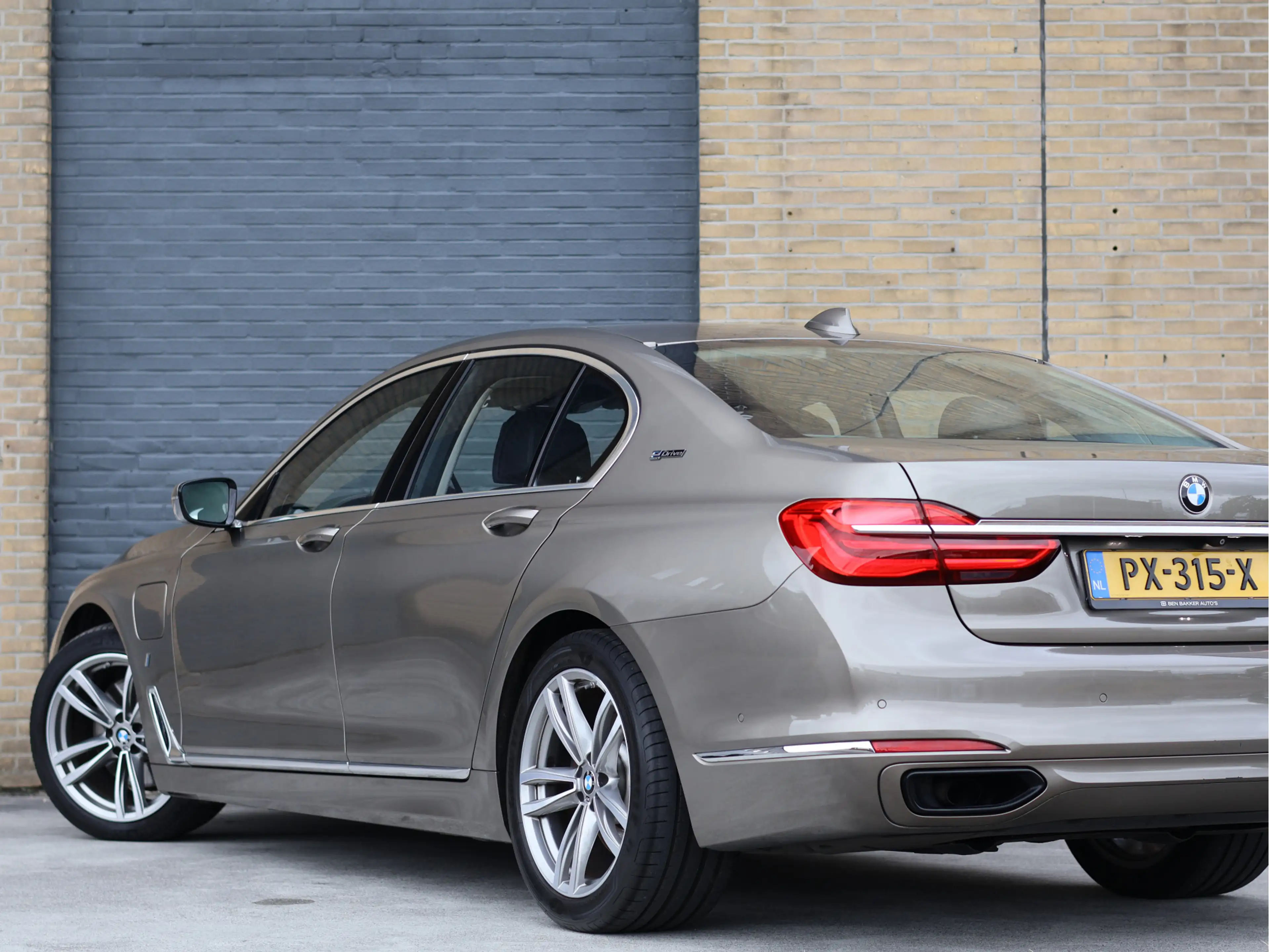 BMW 740 7-serie 740e iPerformance High Executive Laserligh — photo 6
