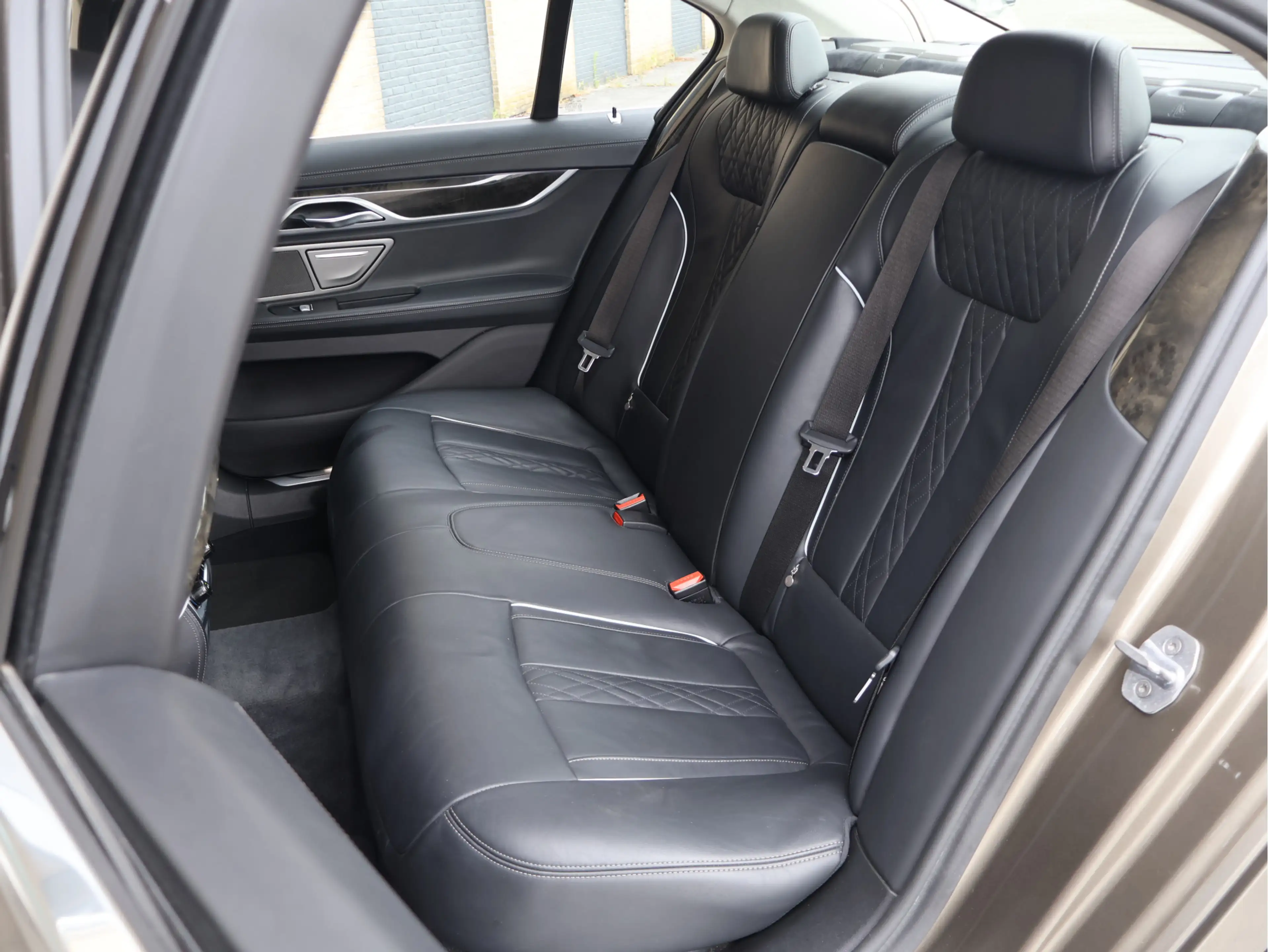 BMW 740 7-serie 740e iPerformance High Executive Laserligh — photo 11