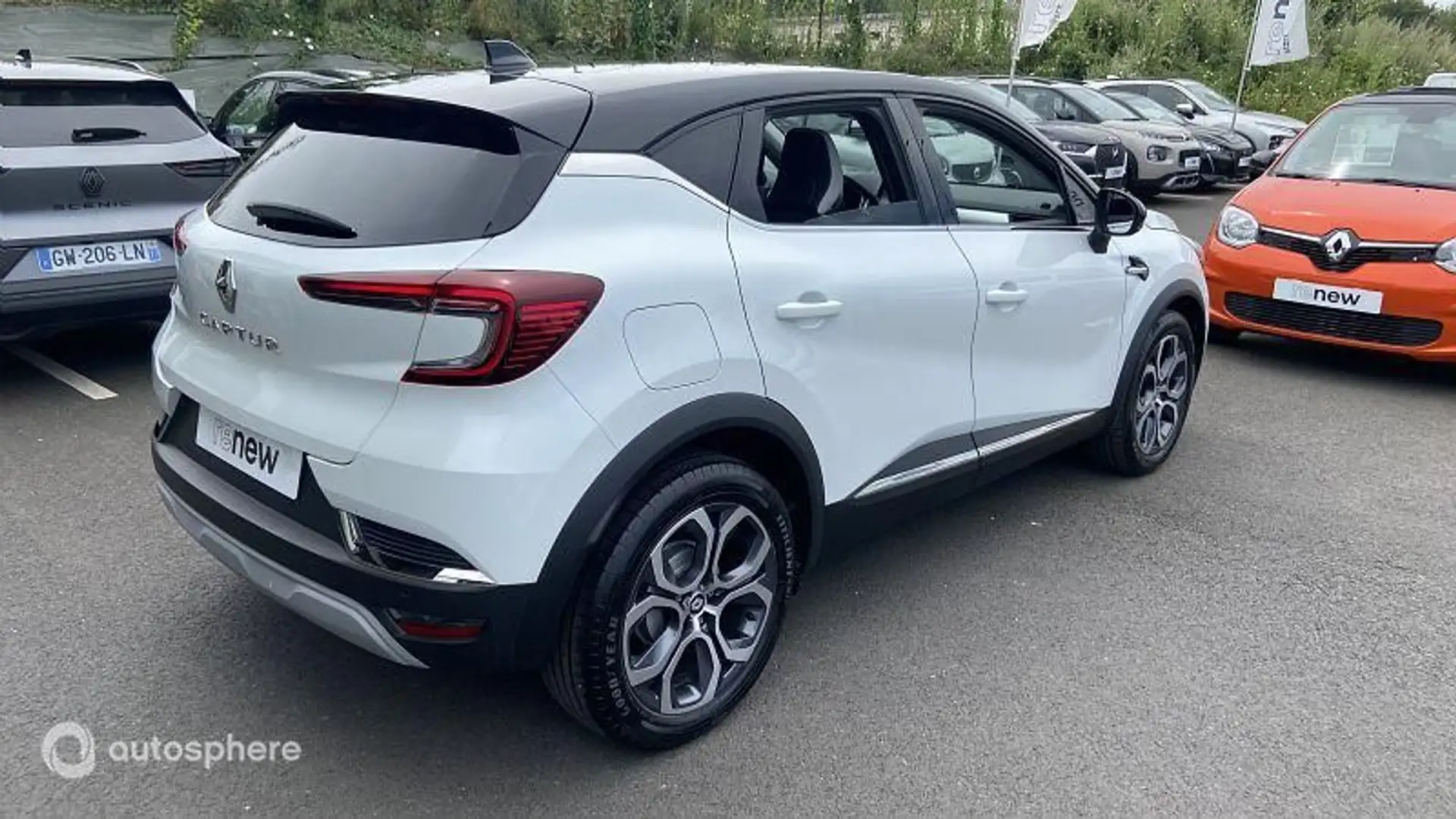 Renault Captur 1.3 TCe mild hybrid 140ch Techno Fast Track - 2