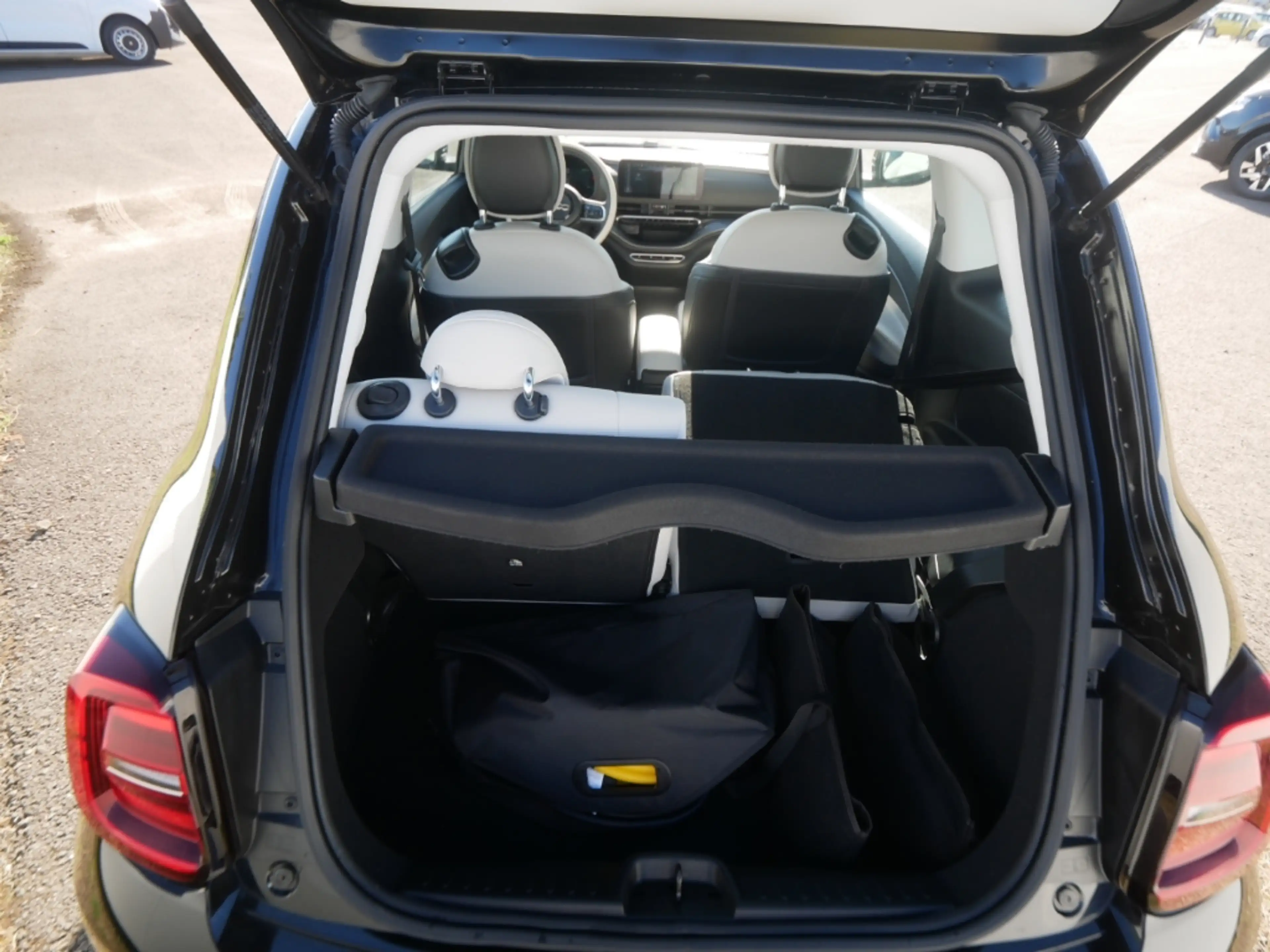 Fiat 500e BY BOCELLI AT 42 Kwh 118PS LED NAVI WINTER — photo 15