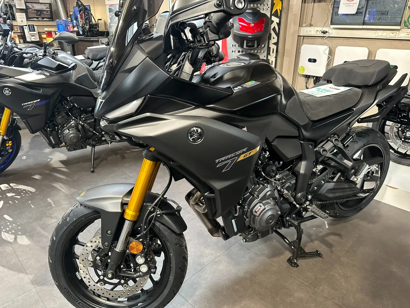 Yamaha Tracer 7 GT Noir - 1