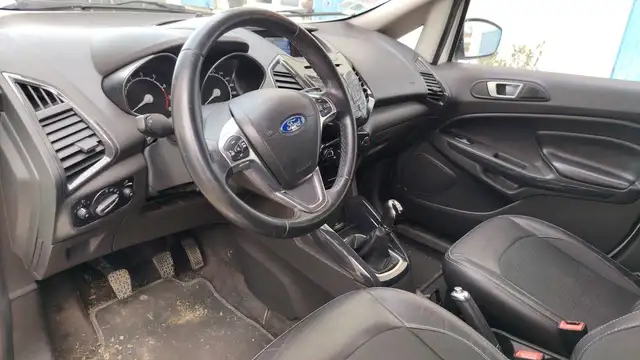 Ford Ecosport view 8
