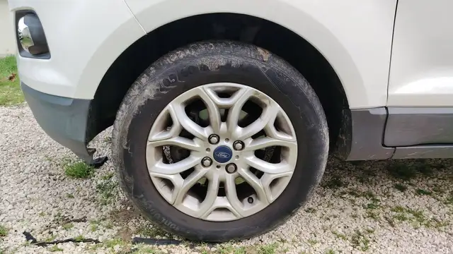 Ford Ecosport view 18