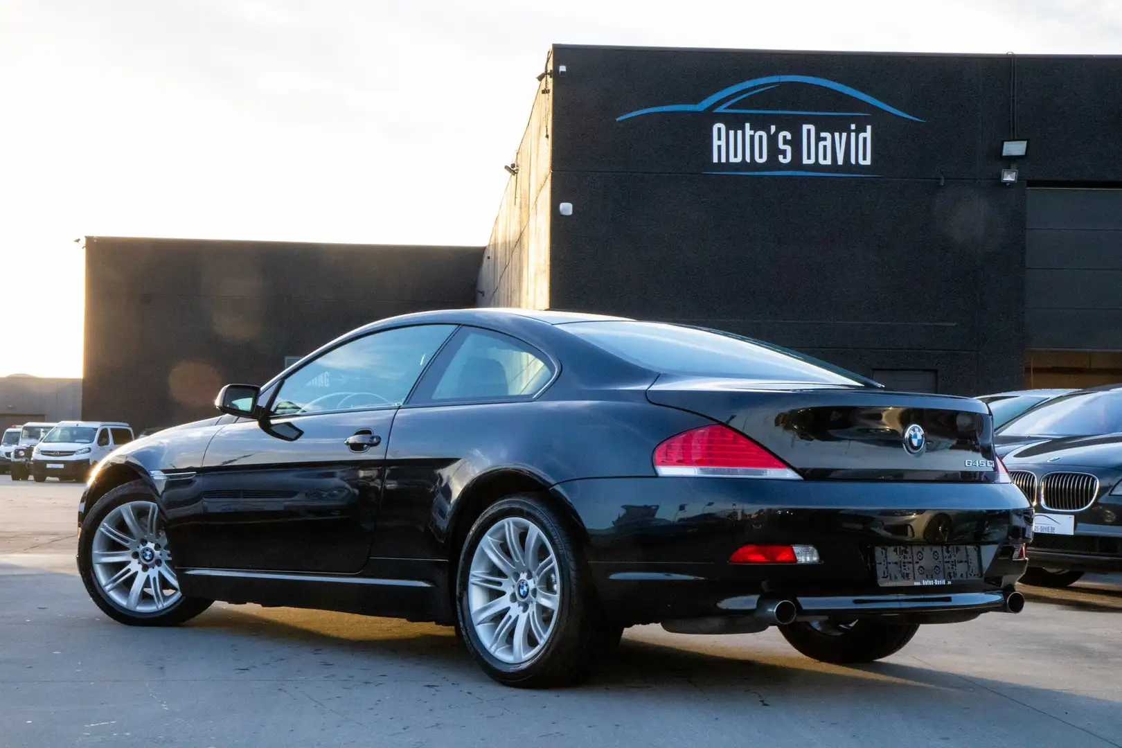 BMW 645 CiA 4.4 V8 Coupé / HISTORIEK / XENON / LEDER Zwart - 2