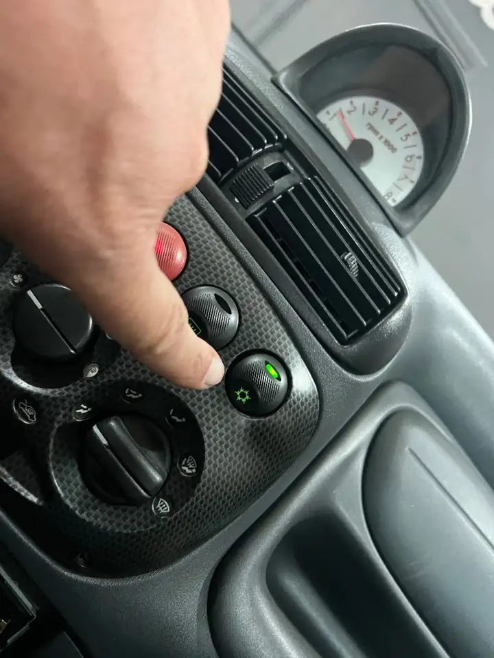 Fiat Seicento 1.1i cat Sporting allestimento Abarth, foto 9